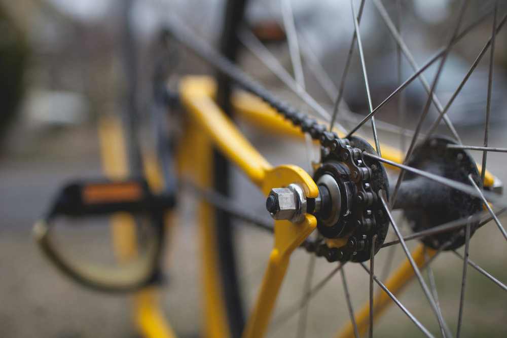 Punzonatura delle biciclette